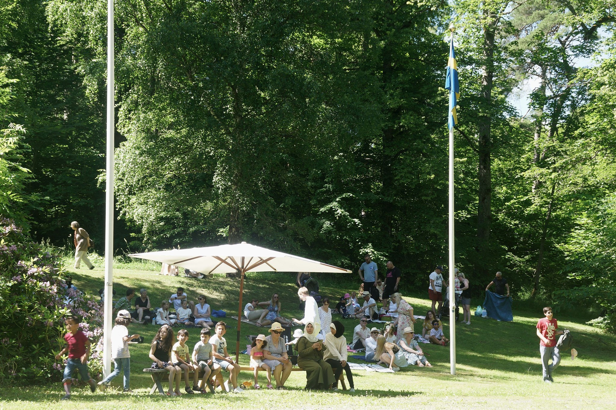 Engelska Parken 24 juni 2022,  Bild 024.JPG